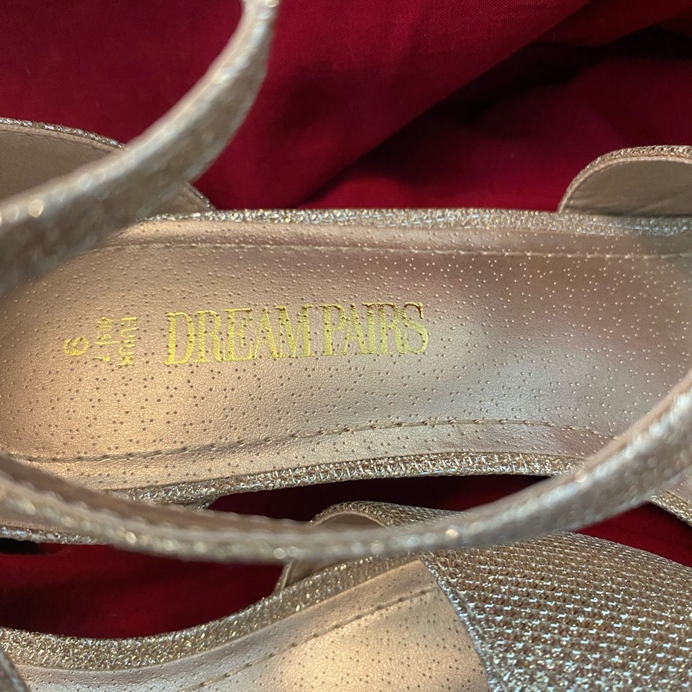 Dream Pairs Gold Strappy Open-Toe Heels. They are a size 9 and worn one time. - Picture 5 of 9